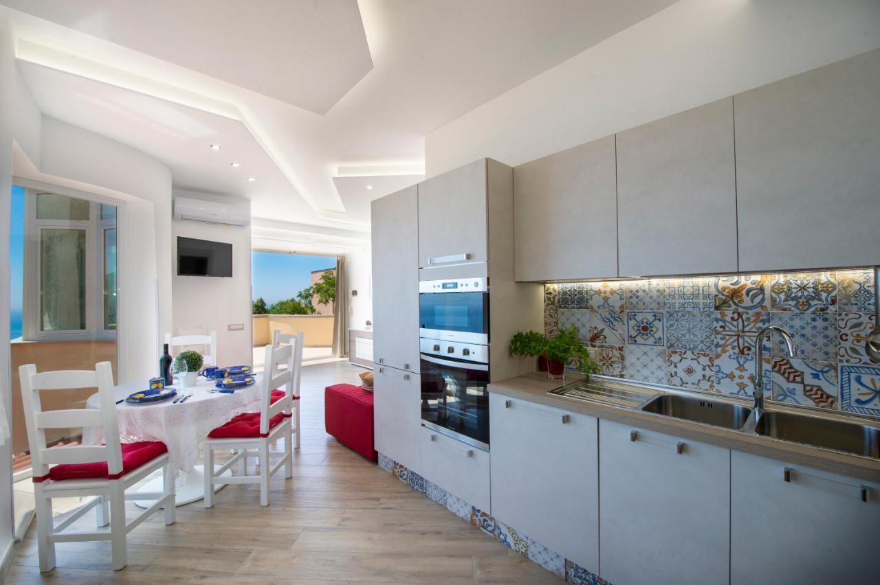 Casa Licia Apartment Positano Bagian luar foto